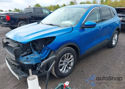 2021 Ford Escape Se z USA, uszkodzony, nr VIN 1FMCU9G69MUB33043